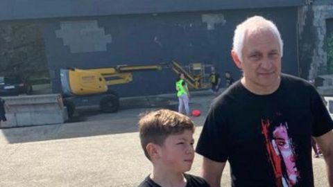 Pedro Caseras y su hijo Illán, único asturiano con la enfermedad de Dent