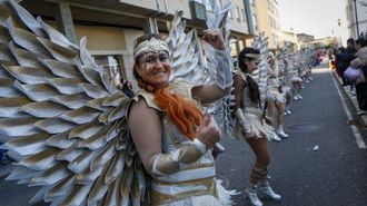 Foto de archivo del desfile de comparsas de Porto do Son