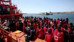 Constantes oleadas de inmigrantes en el Estrecho