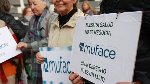 Manifestacin de funcionarios en defensa de Muface