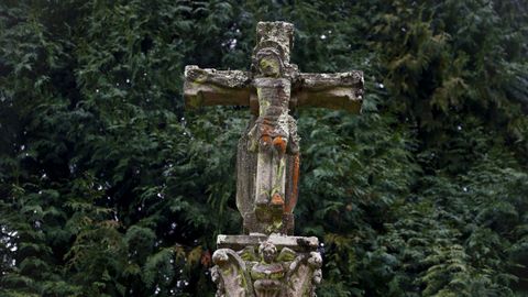 Cruceiro del monasterio de Bergondo.