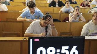 Ex�menes de la selectividad en junio del a�o pasado en la capital gallega