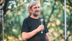 Lois Vilar, que presentou o seu libro no Castelo Conta, naceu en Sueiro e ten unha especial relación coa contorna do Xalo.