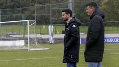 Carlos Rosende, junto a Martn Castieira, en la ciudad deportiva de Abegondo