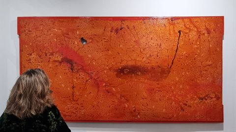 Obra de Ant�n Lamazares en el stand de la galer�a barcelonesa Roc�o Santa Cruz.