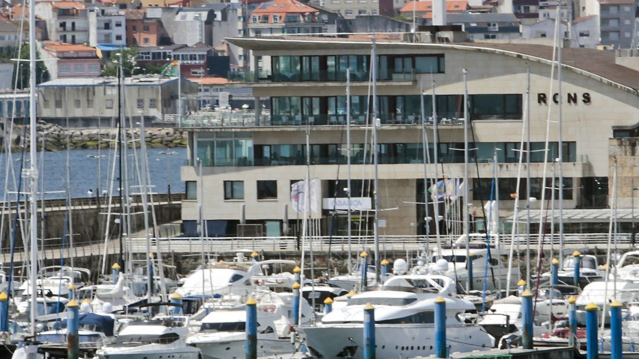 Los clubes náuticos de España abordan su futuro en Sanxenxo