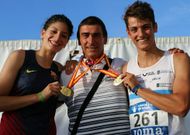 Saleta Fern�ndez con su entrenador, Santi Ferrer -en el centro- y su compa�ero de entreno, Dani L�pez