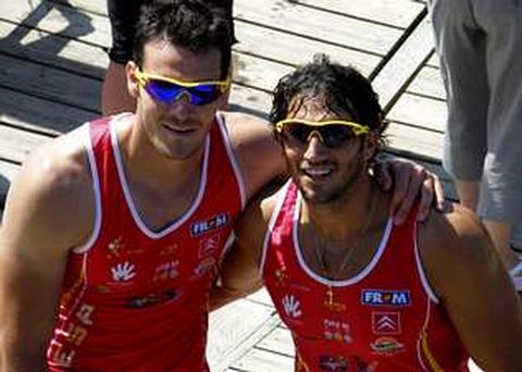 Craviotto y Perucho posan en Canad� durante el Mundial