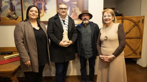 Francisco Fern�ndez, segundo pola esqueda, ga�ou na edici�n do 2024