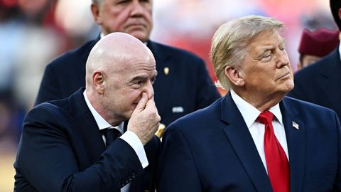 Infantino y Trump, durante la ceremonia de medallas de la final del Mundial