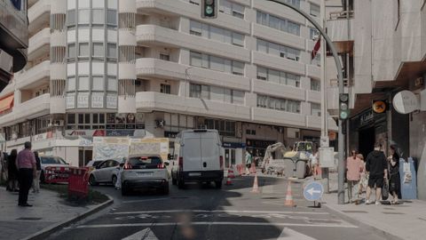 Cortes en las calles de Ourense por las obras de mejora del pavimento