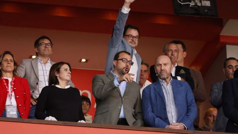 Derbi asturiano entre el Real Sporting de Gijon y el Real Oviedo en El Molin�n