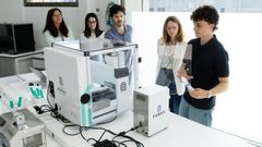 La directora de la Agencia Galega de Innovaci�n, Carmen Cotelo, visit� ayer la empresa con sede en Santiago