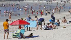 Silgar, en Sanxenxo, es la playa referencia en la r�a de Pontevedra y que ya recibe ba�istas desde Semana Santa