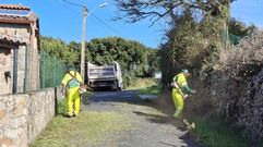 Actuaciones de limpieza en Priori�o enmarcadas en el plan de barrios.