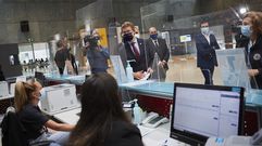 El 56 % de la poblaci�n tiene la pauta de vacunaci�n completa. Feijoo aprovech� su visita a la ciudad de As Burgas para visitar el recinto de vacunaci�n masiva de Expourense. Destac� que el 50 % de la poblaci�n gallega tiene ya la pauta de inmunizaci�n completa, porcentaje que en la provincia llega al 56 %. Sigue la vacunaci�n y la subida de la curva: hay 229 casos activos. 