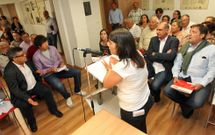 Ser�n, segundo por la derecha, en un momento del debate que le situ� al frente de la ejecutiva. 