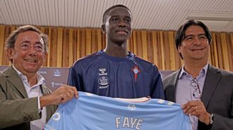 El jugador del Celta Abdoulaye Faye, en su presentaci�n.