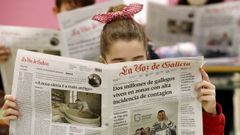 Programa Prensa-Escuela. La Voz de Galicia promueve la lectura cr�tica con iniciativas educativas y el suplemento La Voz de la Escuela que se publica en el peri�dico cada mi�rcoles lectivo.