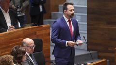 El presidente del PP de Asturias, lvaro Queipo, durante su intervencin en el pleno