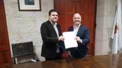 El concejal Gregorio Ag�s con el delegado de la Zona Franca de Vigo, David Regades