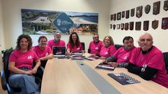 Miembros de la comisi�n de fiestas Carme do Castelo participaron en la presentaci�n