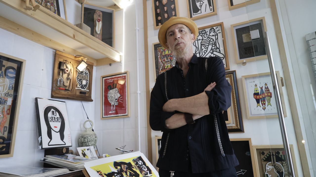 Javier de la Rosa: «Colgué de la torre de Hércules a Mary Poppins y su paraguas»