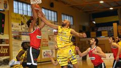 Las im�genes del partido entre el Xuven vs Granada