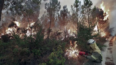 Labores de extincin en Bveda