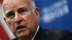 El gobernador de California, Jerry Brown