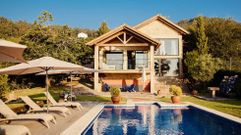  Vivienda ubicada en Mar�n, entre el mar y el monte, que se alquila entera y tiene espacio para diez personas. 