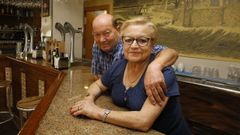 Los propietarios del Bar O Ch�caro