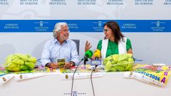 El diputado Rosendo Fernndez y la alcaldesa de Ombra Ana Villarino en la presentacin