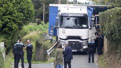 Camin atascado en Santa Ica, en la zona de Ferrol