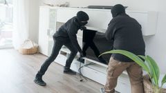 Robo en casa ladrones seguridad forzar