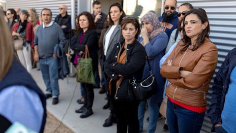 Concentracion convocada por el sindicato CSIF para protestar por la agresion sufrida por una docente 