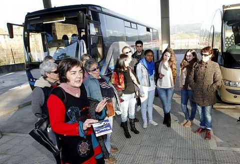 Las quejas de los usuarios por la falta de frecuencias se han recrudecido este año.