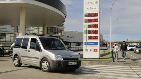 Gasolinera de Carbugal en el pol�gono de A Grela