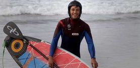 Carracedo Rebolo entrena todos los d�as entre cinco y seis horas en la playa muradana de Area Maior, donde sufri� el accidente.