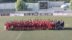 Foto de familia de la Escola Estrada de F�tbol Base.
