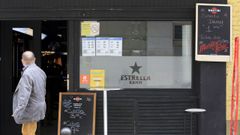 El bar donde la polic�a llev� a cabo la redada