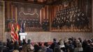 El presidente valenciano, Carlos Maz�n, durante la declaraci�n institucional en el Sal�n de Corts del Palau de la Generalitat.