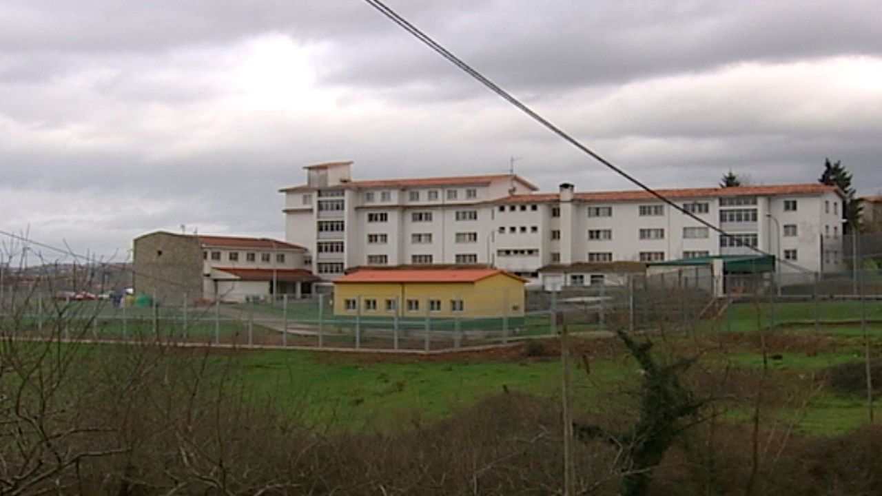 Dos de los fugados de Sograndio regresan al centro tras ser detenidos cuando intentaban cruzar a Francia