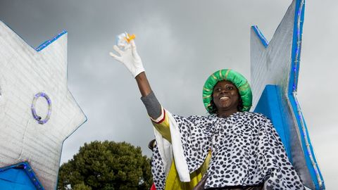 Visita de los Reyes a Tines (Vimianzo)
