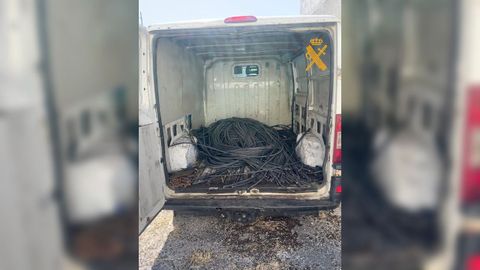 Durante la investigacin, los agentes han intervenido una furgoneta cargada con 900 kilogramos de cobre.