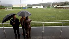 Despu�s del incidente del cami�n se reform� por completo el campo de f�tbol de A Lama, que estren� c�sped artificial