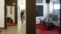 La actividad fue escasa en el primer d�a de apertura del centro.