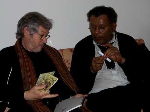 Manel Manti��n con el saxofonista Anthony Braxton. 