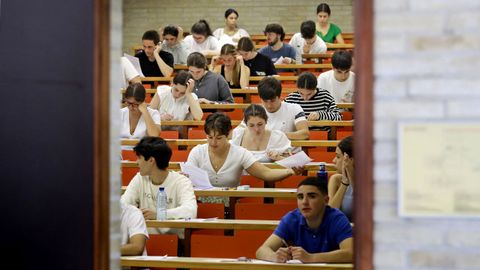 Estudiantes vigueses en la facultad de Filologa y Traduccin