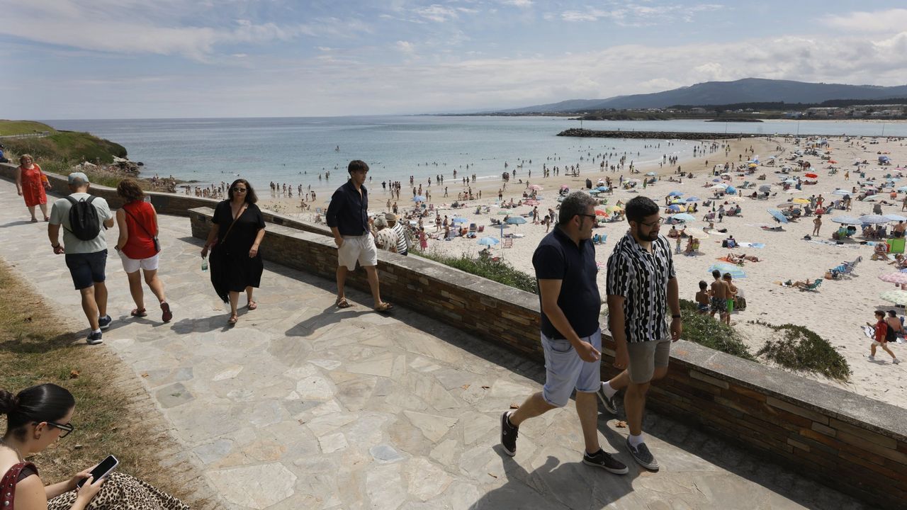 Foz sigue ganando visitantes en verano y la cifra de turistas se dispara en junio